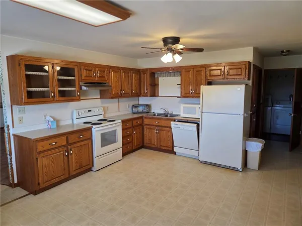 $399,000 | 15941 Us Highway, Unit 15941, Muscotah, KS 66058