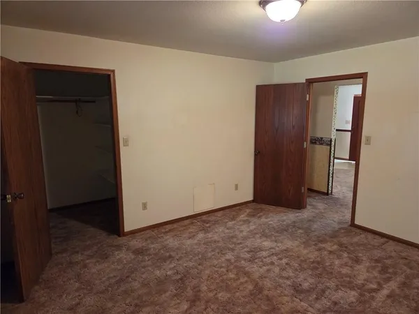 $399,000 | 15941 Us Highway, Unit 15941, Muscotah, KS 66058