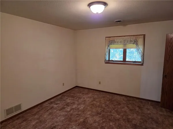 $399,000 | 15941 Us Highway, Unit 15941, Muscotah, KS 66058