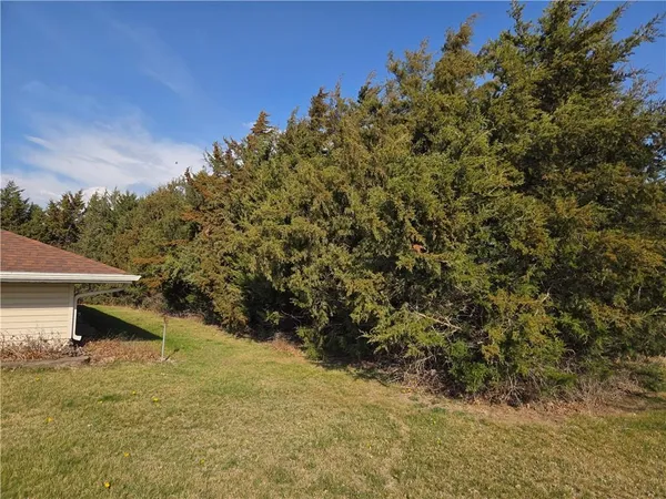 $399,000 | 15941 Us Highway, Unit 15941, Muscotah, KS 66058