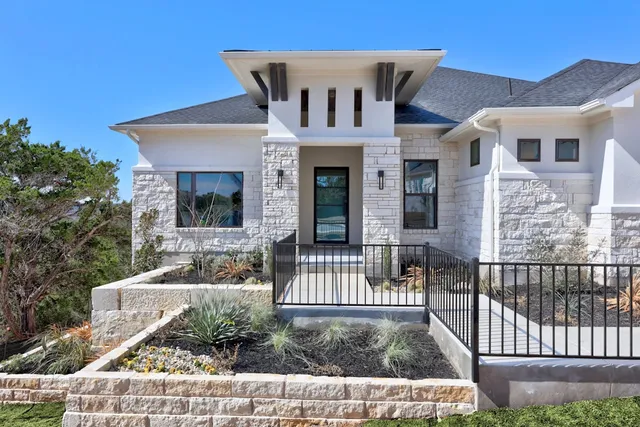 $899,990 | 1220 Stormy Drive, Georgetown, TX 78628
