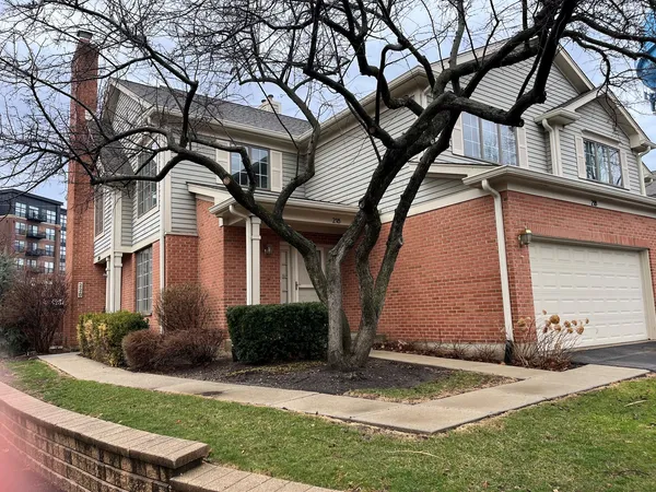 $465,000 | 220 University Drive, Unit 220, Mount Prospect, IL 60056