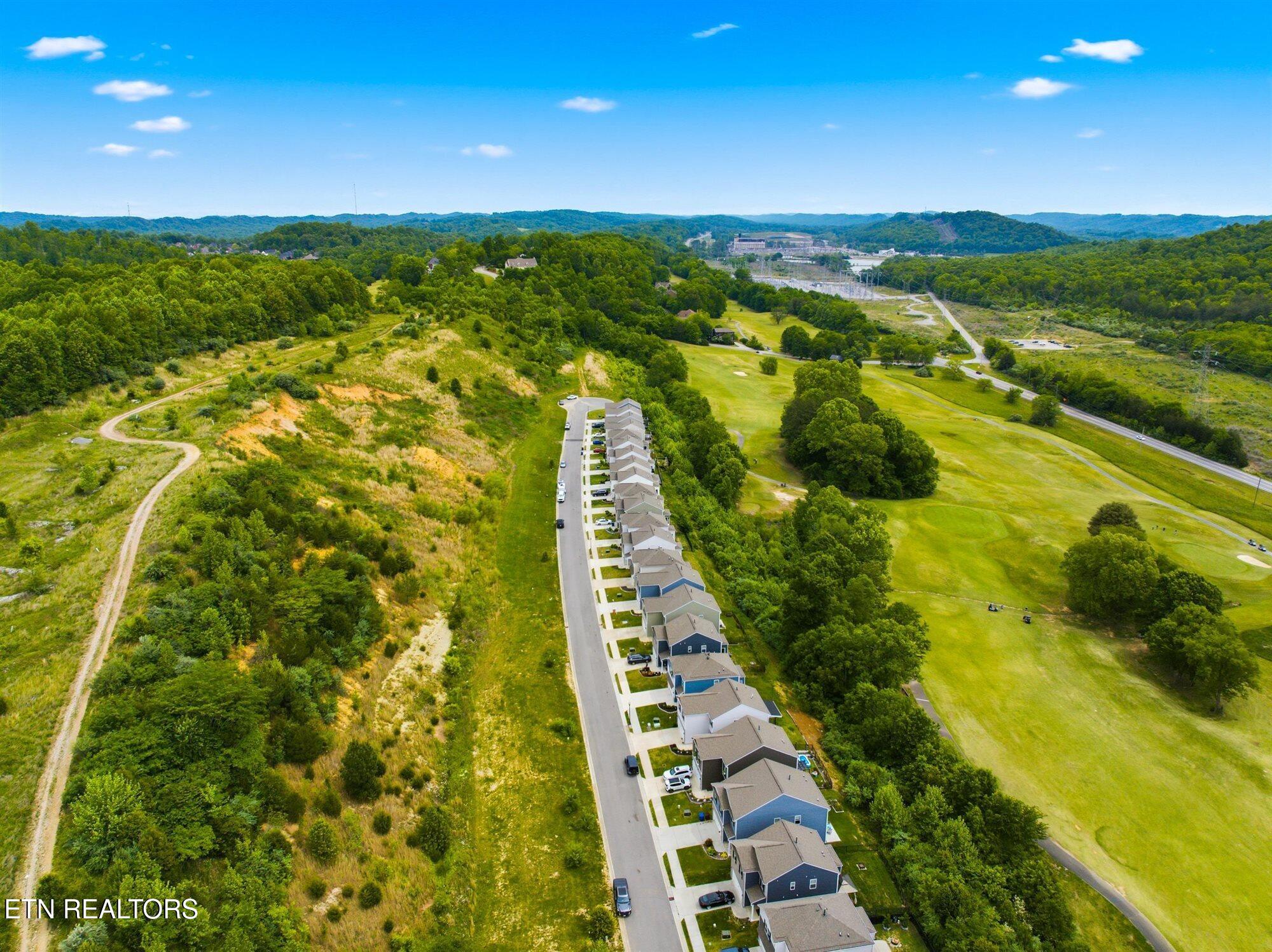 Harbour Pointe Oak Ridge Oak Ridge, TN 37830 - Photo 9 of 23 10-Harbour-Pointe-Ln-Centennial-Vlg-Dr-O