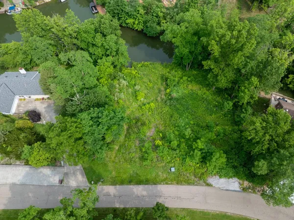 $289,900 | 2458 Cedar Cliff Drive, Lawrenceburg, IN 47025