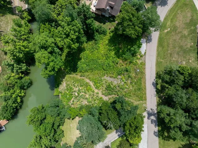 $289,900 | 2458 Cedar Cliff Drive, Lawrenceburg, IN 47025