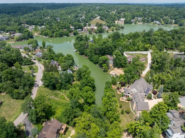 $289,900 | 2458 Cedar Cliff Drive, Lawrenceburg, IN 47025