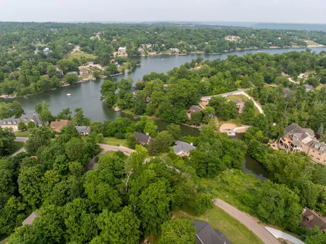 $289,900 | 2458 Cedar Cliff Drive, Lawrenceburg, IN 47025