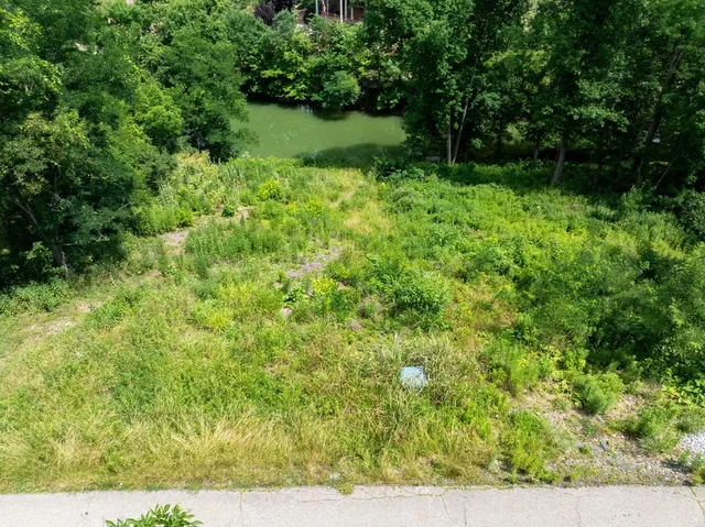 $289,900 | 2458 Cedar Cliff Drive, Lawrenceburg, IN 47025