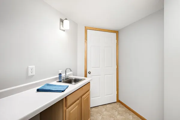 $430,000 | 18639 Kalmar Trail, Lakeville, MN 55044