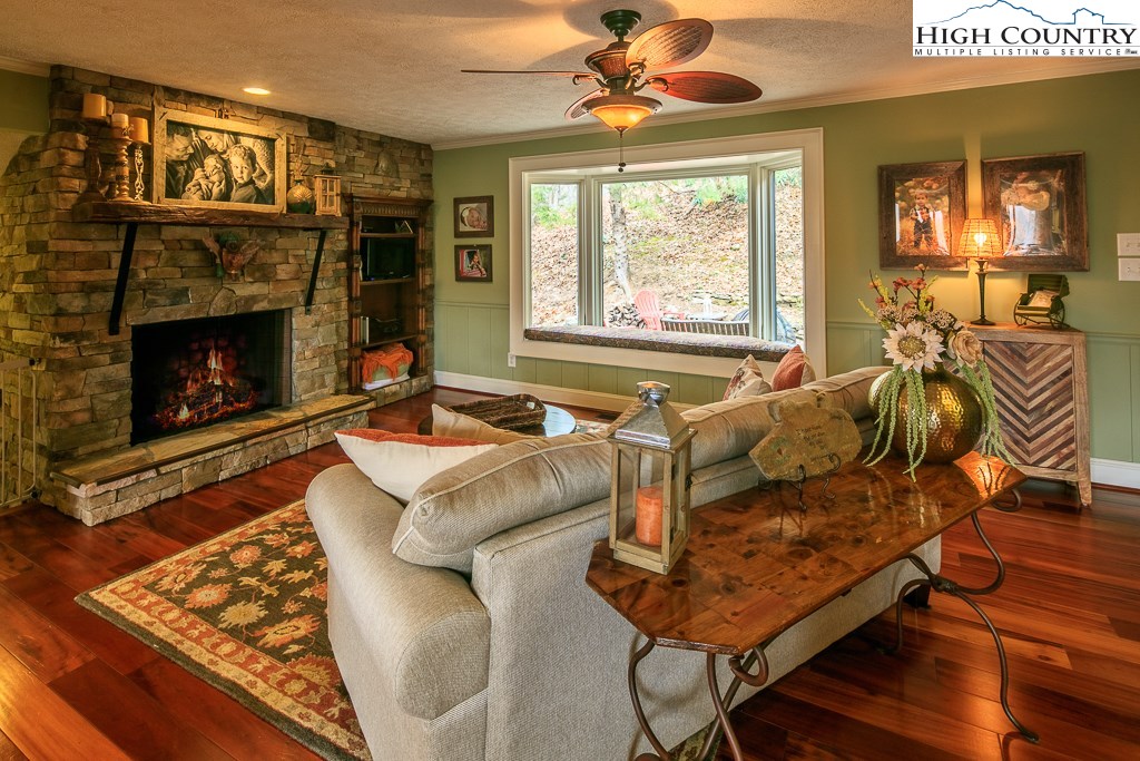 678 Schaffer Road Boone, NC 28607 - Photo 5 of 47 Gallery Image 5