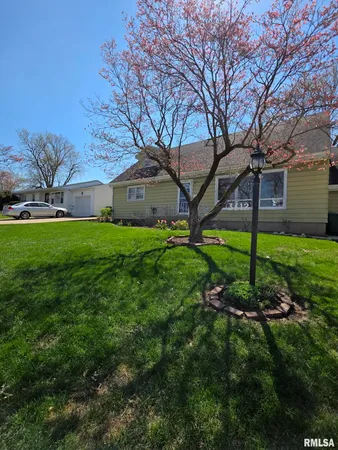 $195,000 | 3612 Queen Anne Avenue, Quincy, IL 62305