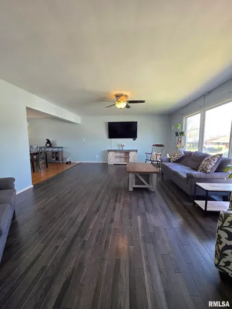 $195,000 | 3612 Queen Anne Avenue, Quincy, IL 62305