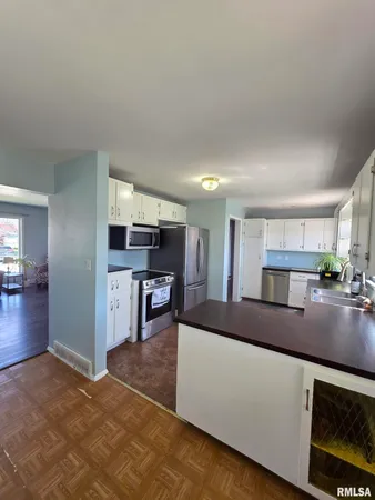 $195,000 | 3612 Queen Anne Avenue, Quincy, IL 62305