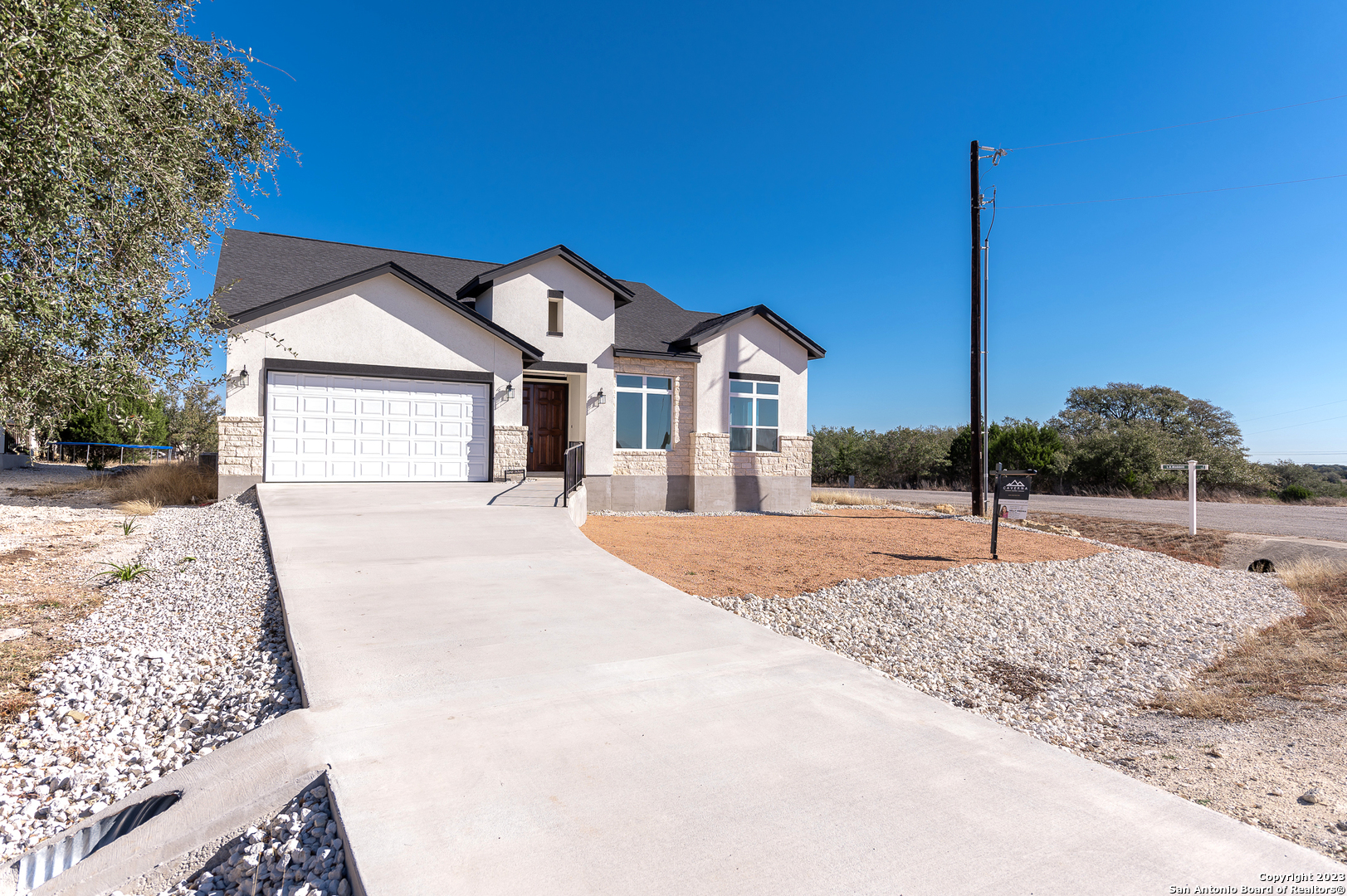 101 Daniel Jackson Blanco, TX 78606 - Photo 3 of 22