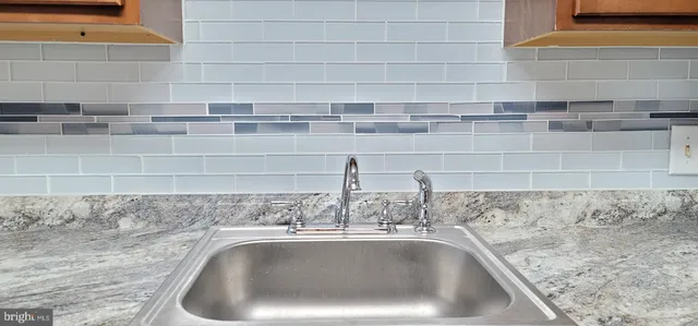 a close view of sink and tap