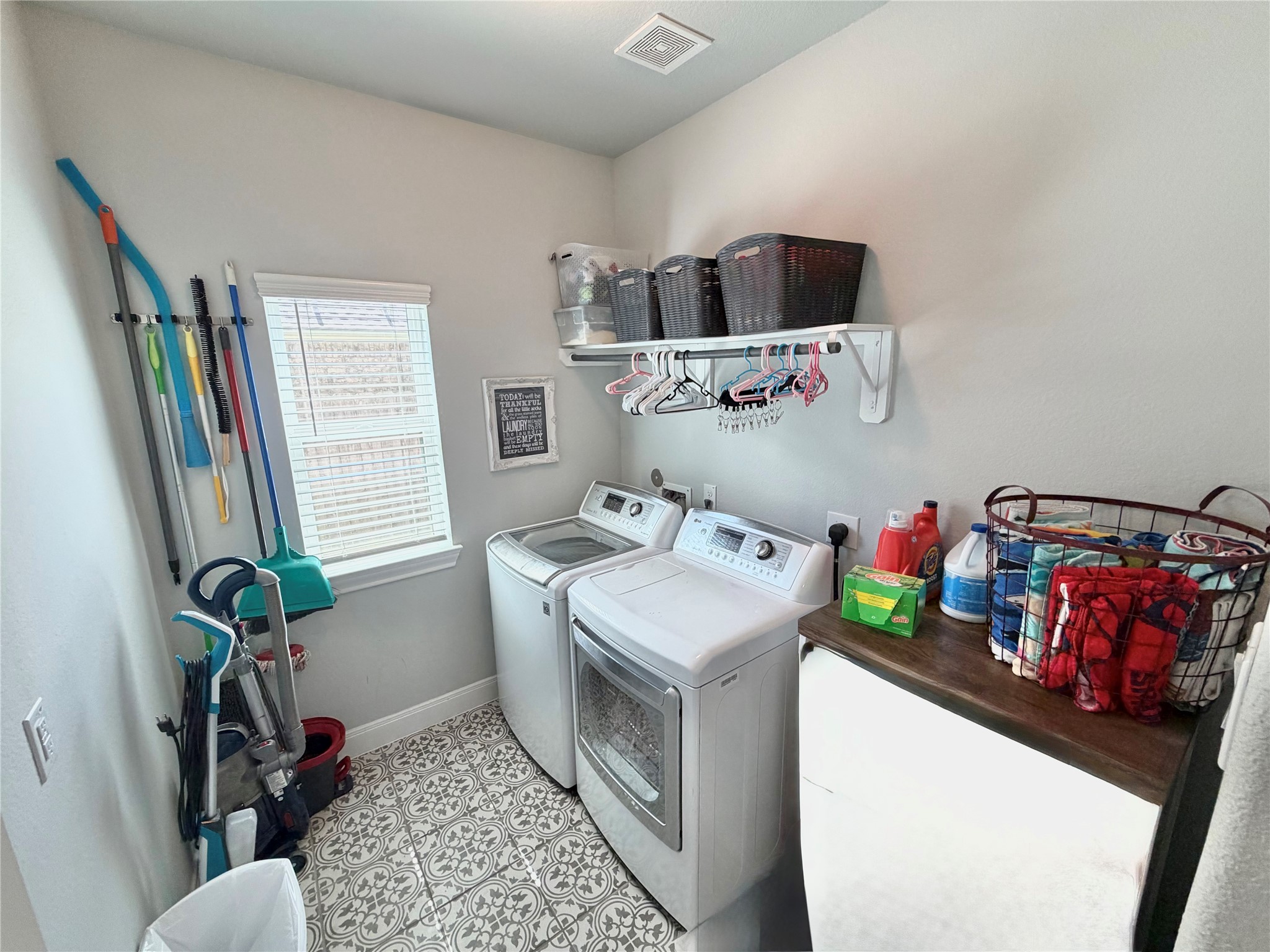 1217 Laurel Loop Angleton, TX 77515 - Photo 20 of 50
