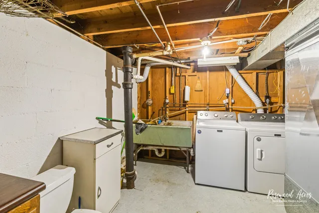 $215,000 | 311 South Cleveland Avenue, Bradley, IL 60915