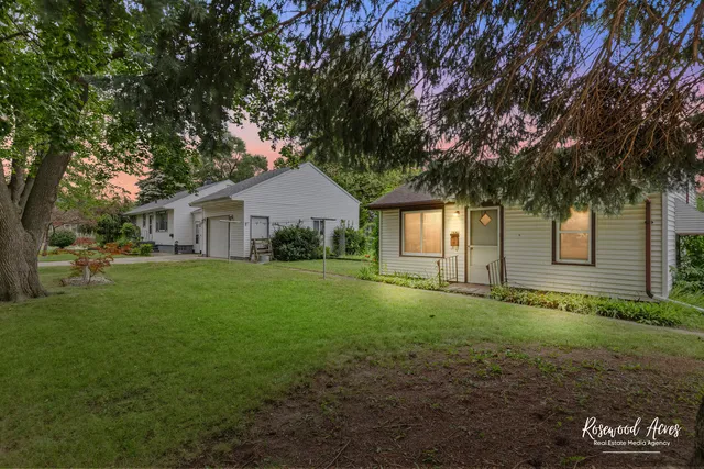 $215,000 | 311 South Cleveland Avenue, Bradley, IL 60915