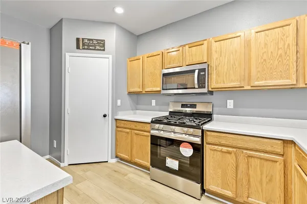 $329,900 | 5968 Trickling Descent Street, Unit 103, Henderson, NV 89011