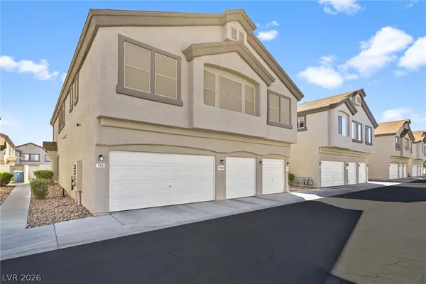 $329,900 | 5968 Trickling Descent Street, Unit 103, Henderson, NV 89011