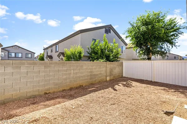 $329,900 | 5968 Trickling Descent Street, Unit 103, Henderson, NV 89011