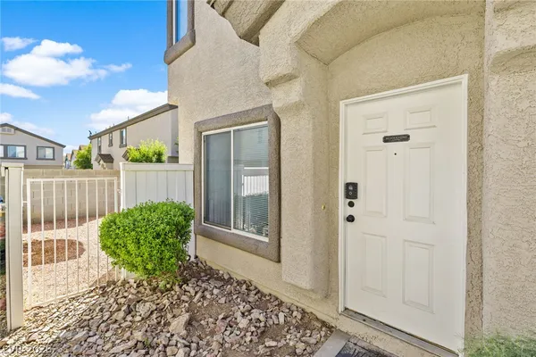 $329,900 | 5968 Trickling Descent Street, Unit 103, Henderson, NV 89011