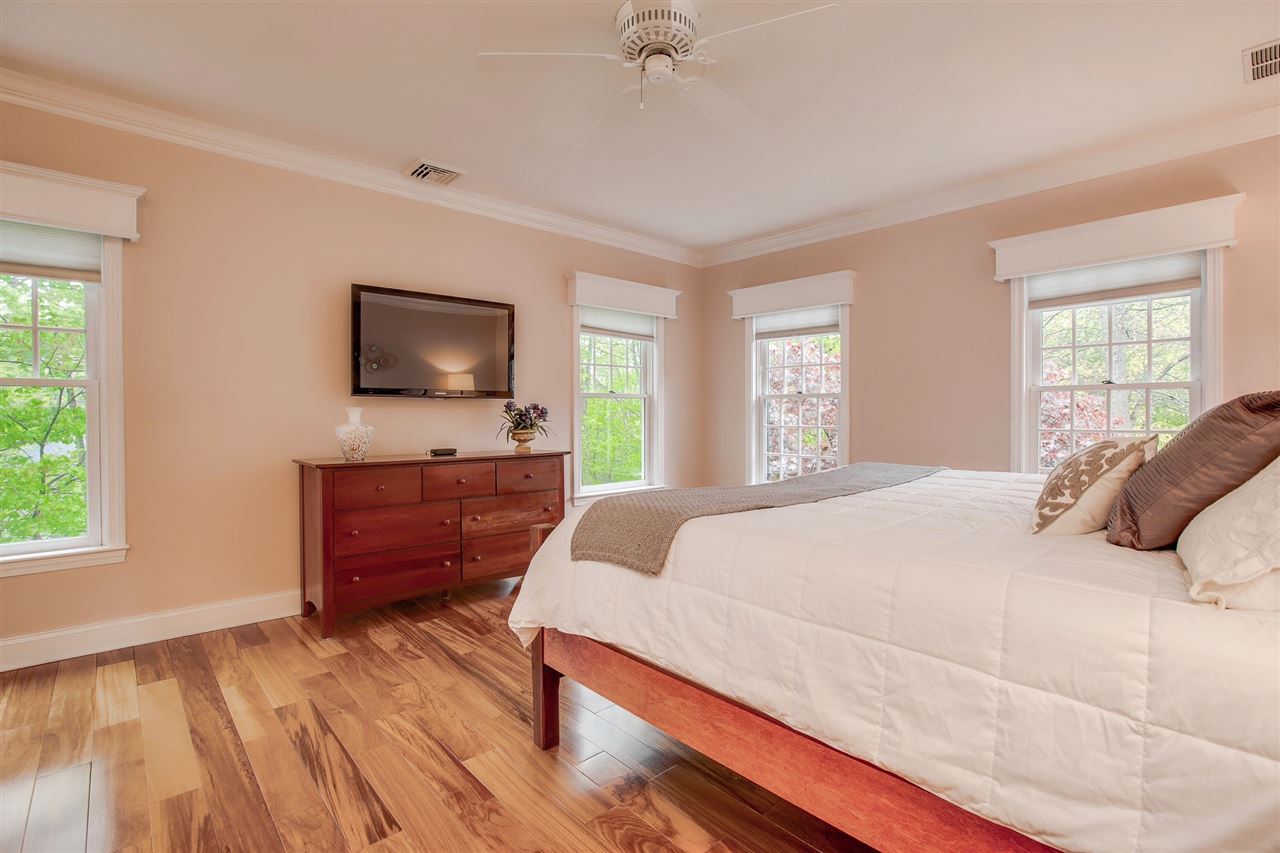 72 Newfane Road Bedford, NH 03110 - Photo 22 of 40