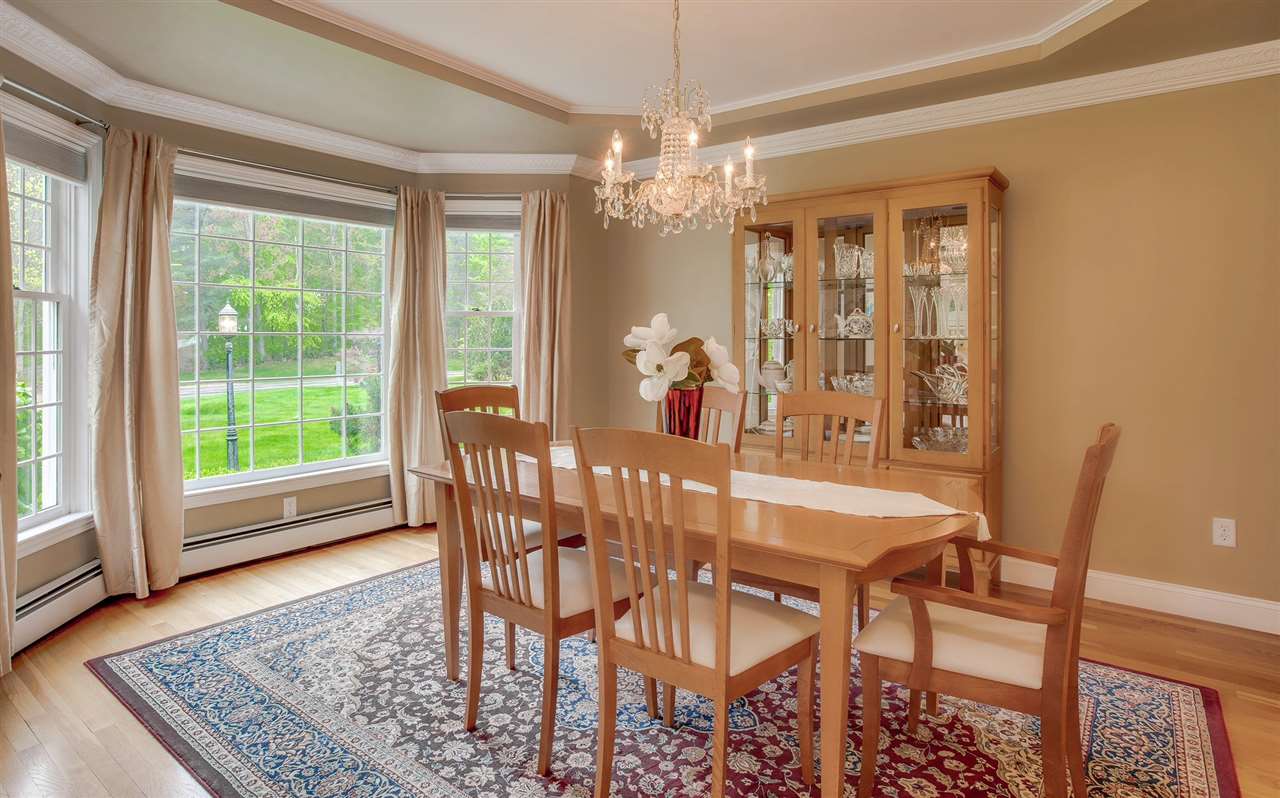 72 Newfane Road Bedford, NH 03110 - Photo 5 of 40
