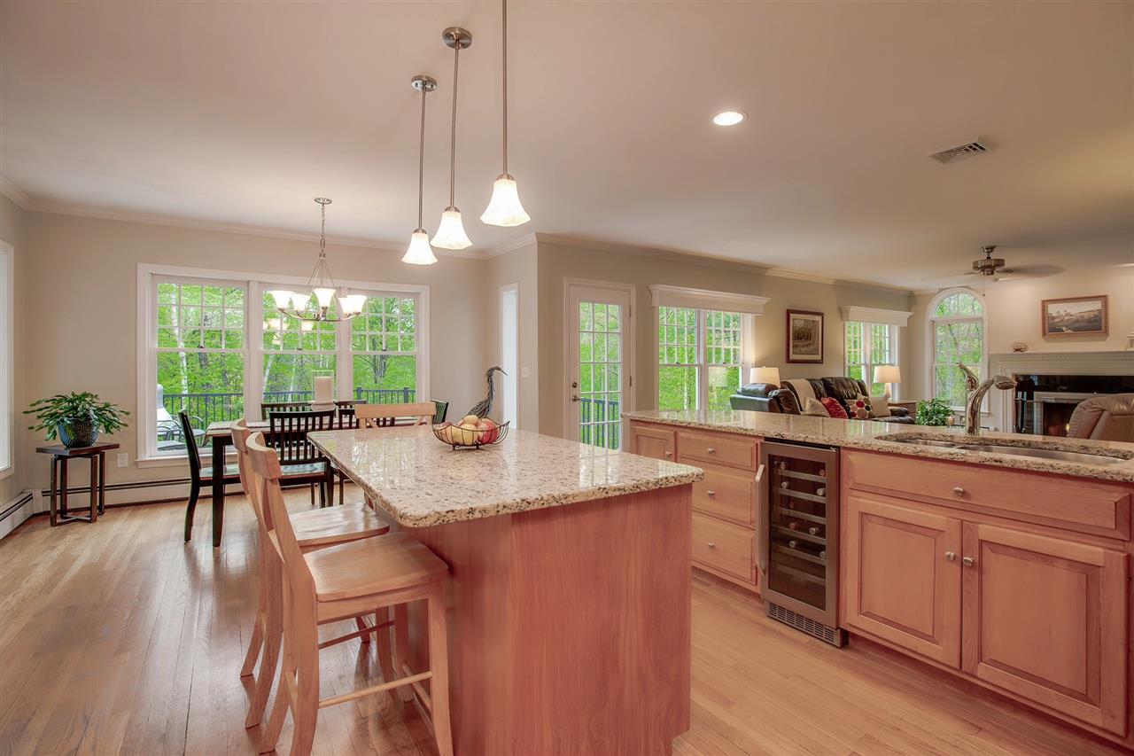 72 Newfane Road Bedford, NH 03110 - Photo 9 of 40