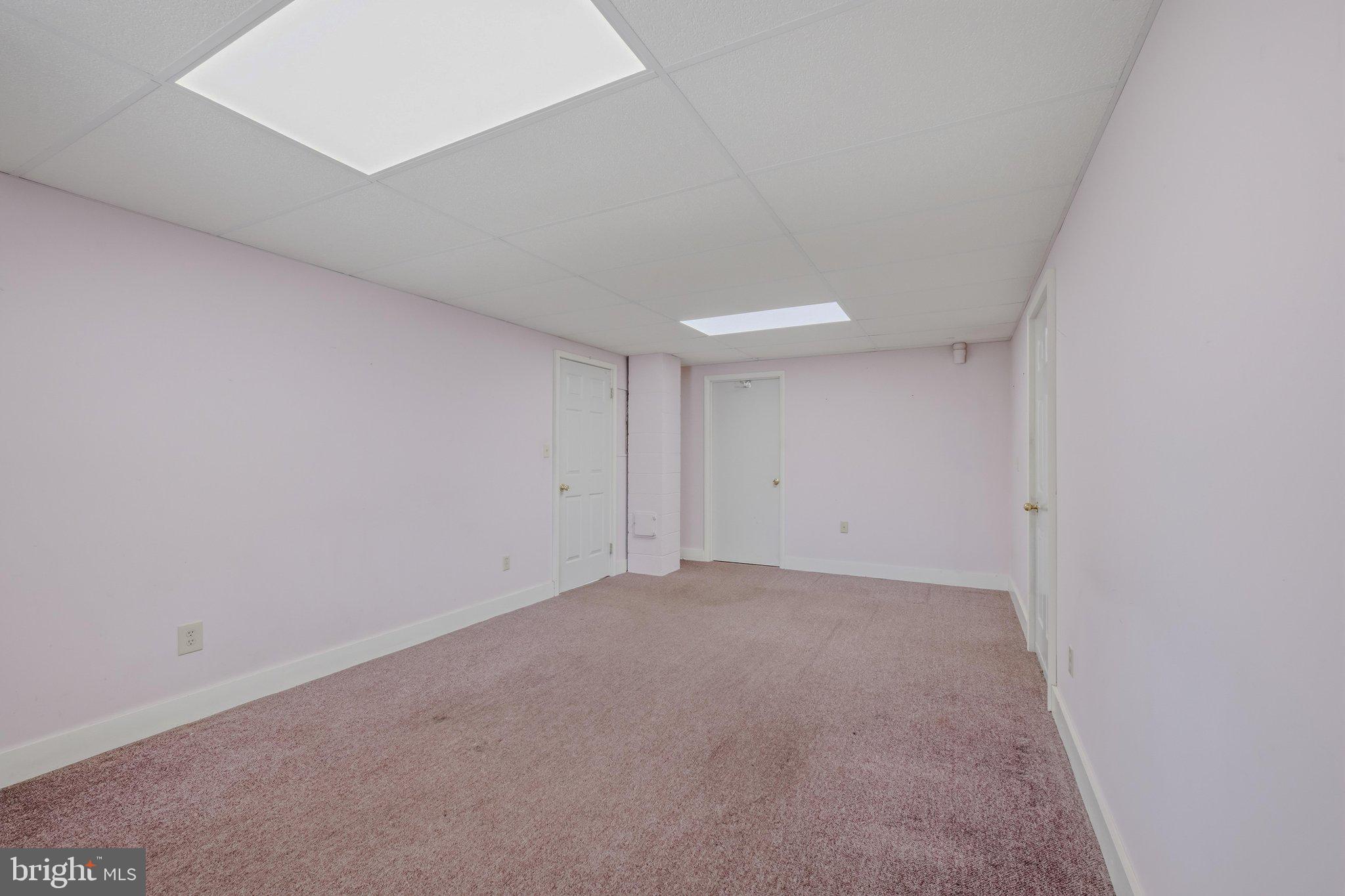 11728 White Hall Road Smithsburg, MD 21783 - Photo 27 of 71 Family Room