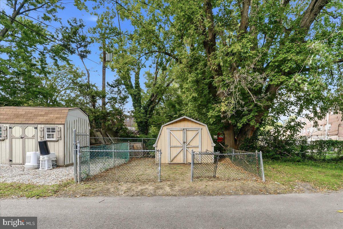 1976 Carter Road Folcroft, PA 19032 - Photo 31 of 36 Fenced-In Back Yard with Storage Shed