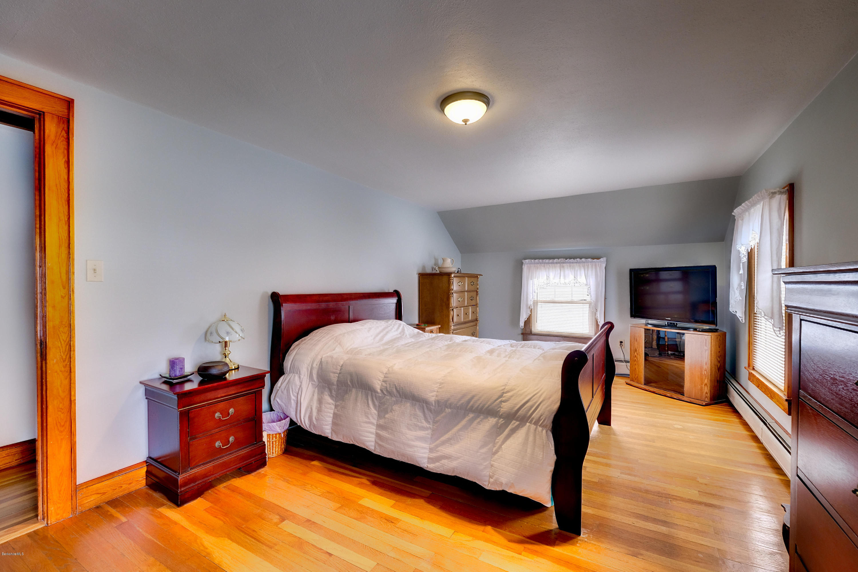 287 Notch Road North Adams, MA 01247 - Photo 17 of 29 BEDROOM 1