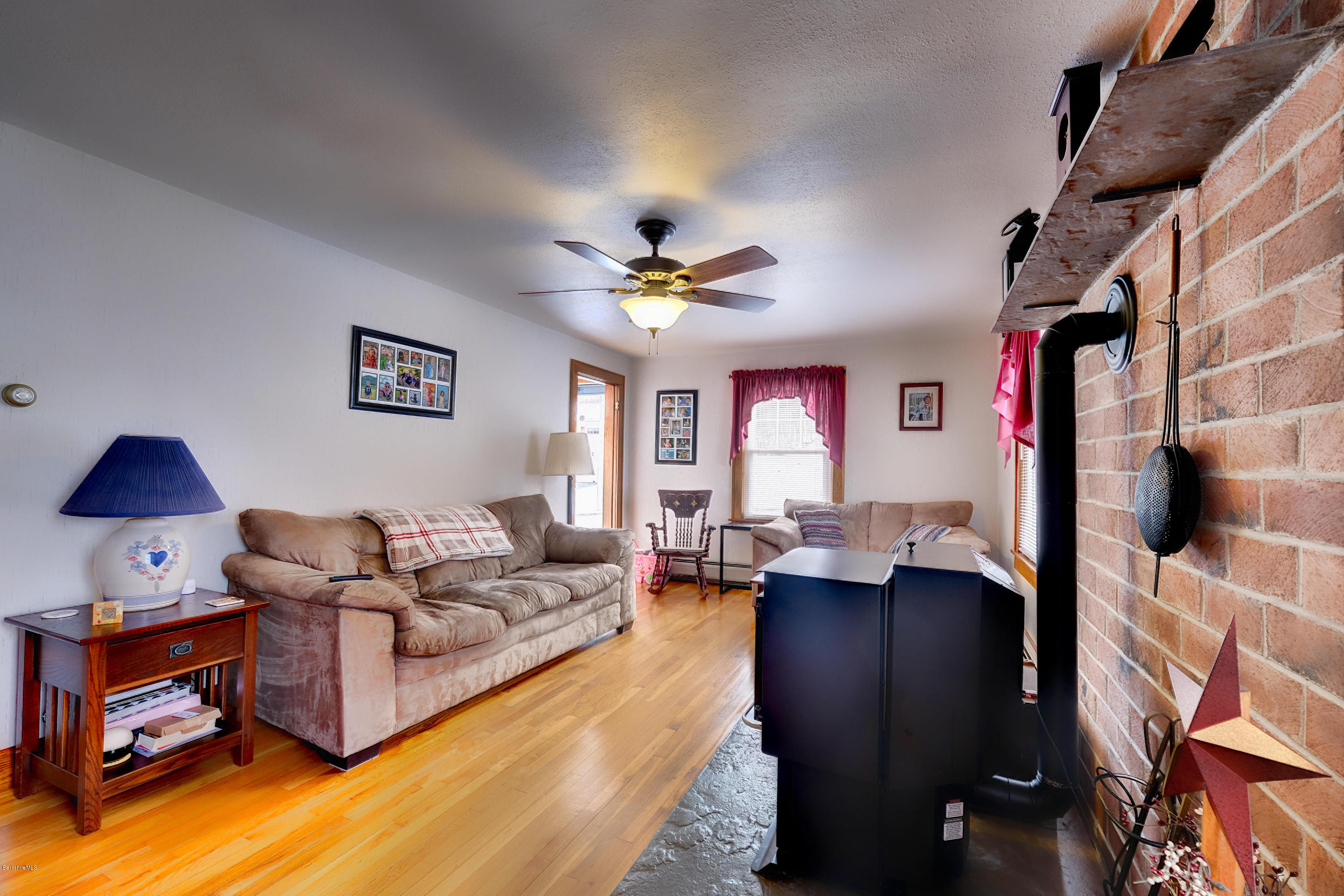 287 Notch Road North Adams, MA 01247 - Photo 4 of 29 LIVING ROOM