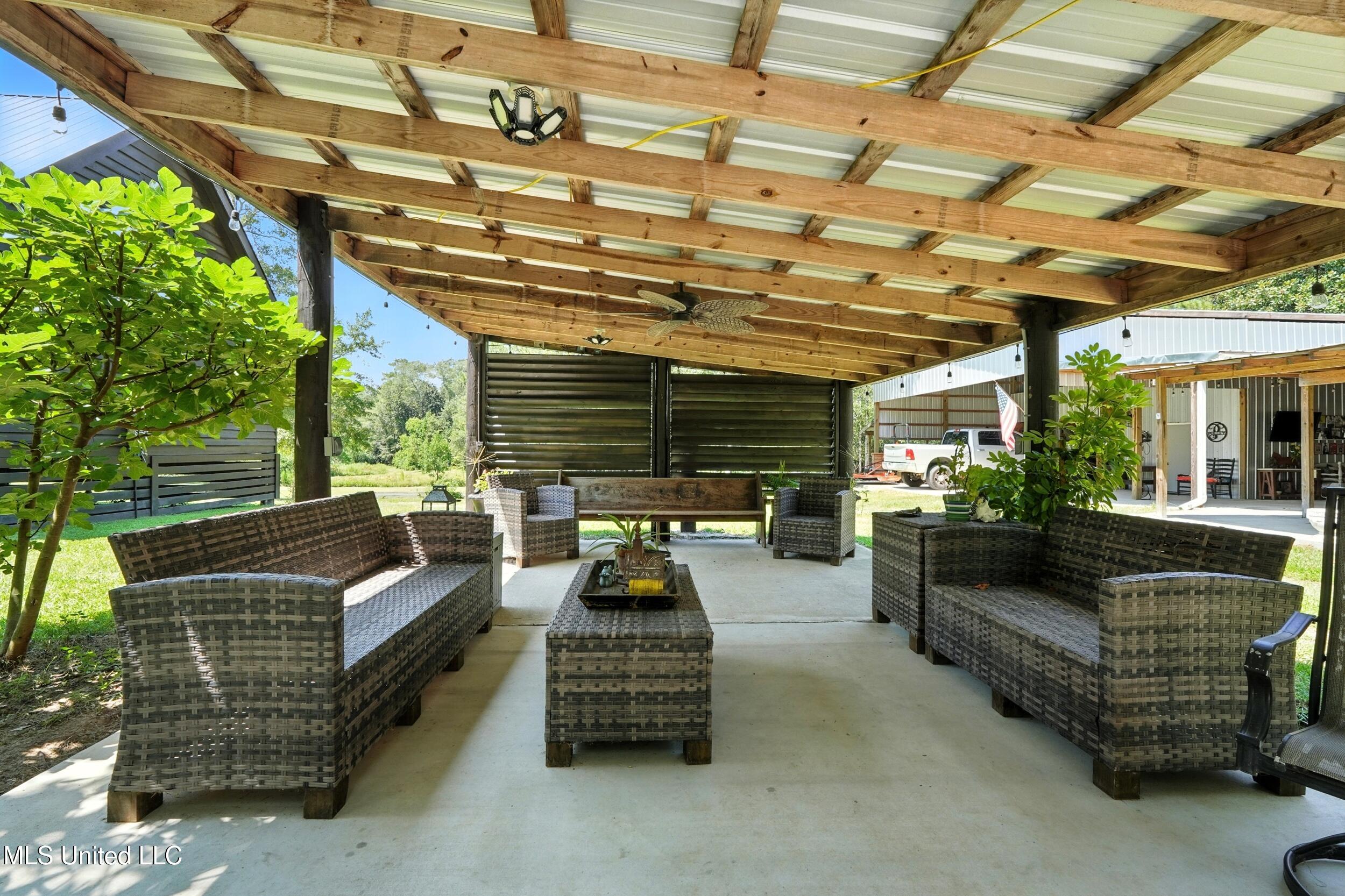 30 Jack Holston Road Lumberton, MS 39455 - Photo 22 of 49 22_back patio 3