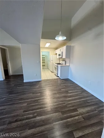 $1,500 | 7885 West Flamingo Road, Unit 2059, Las Vegas, NV 89147