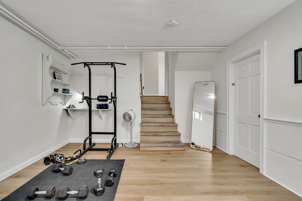 8 Hawthorne Road Winchester, MA 01890 - Photo 18 of 24