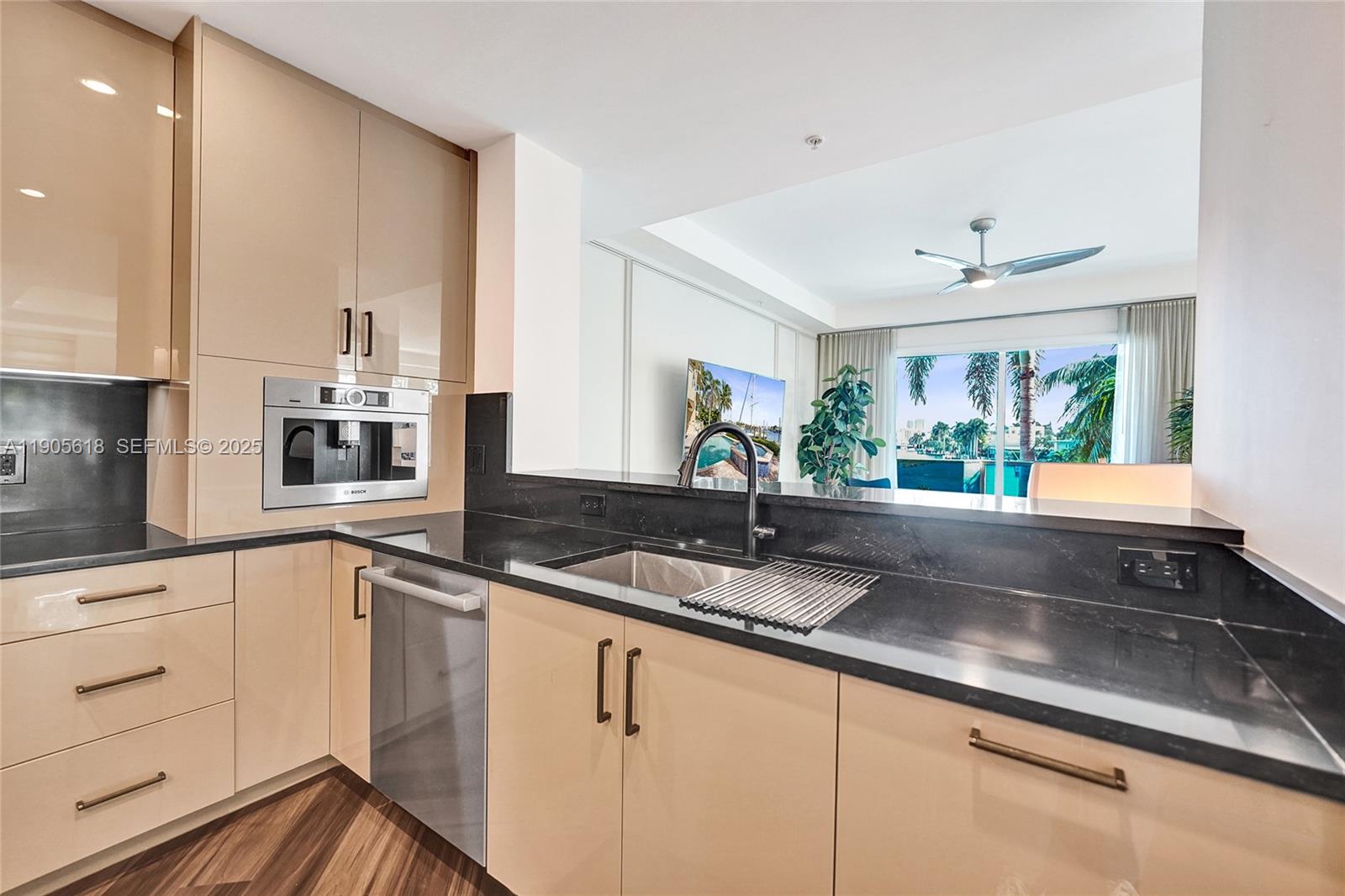 516 Hendricks Isle, Unit 2C Fort Lauderdale, FL 33301 - Photo 14 of 77