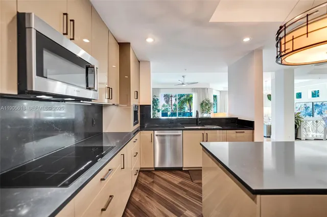 $1,999,000 | 516 Hendricks Isle, Unit 2C, Fort Lauderdale, FL 33301