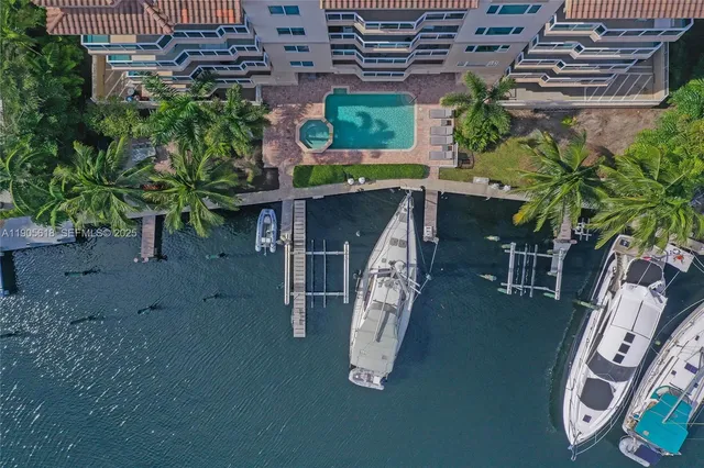 $1,999,000 | 516 Hendricks Isle, Unit 2C, Fort Lauderdale, FL 33301