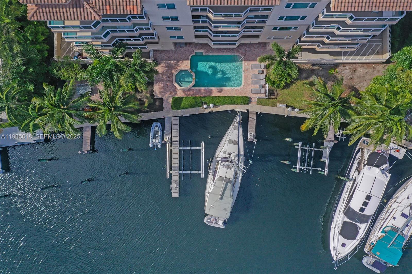 516 Hendricks Isle, Unit 2C Fort Lauderdale, FL 33301 - Photo 3 of 77