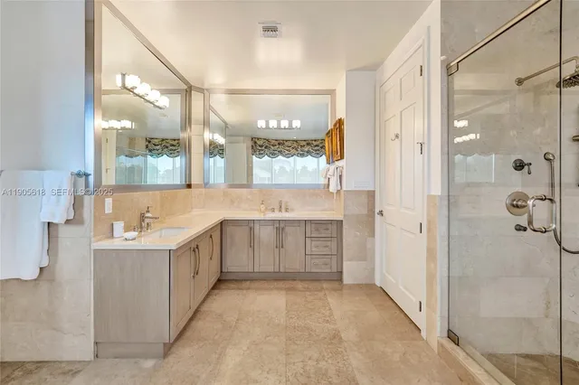 $1,999,000 | 516 Hendricks Isle, Unit 2C, Fort Lauderdale, FL 33301