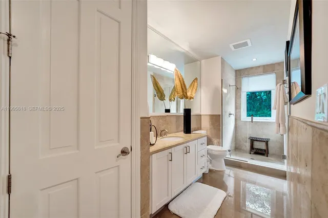 $1,999,000 | 516 Hendricks Isle, Unit 2C, Fort Lauderdale, FL 33301