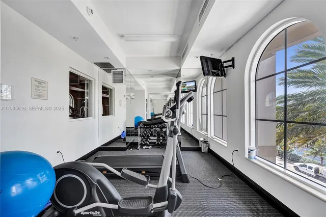 $1,999,000 | 516 Hendricks Isle, Unit 2C, Fort Lauderdale, FL 33301