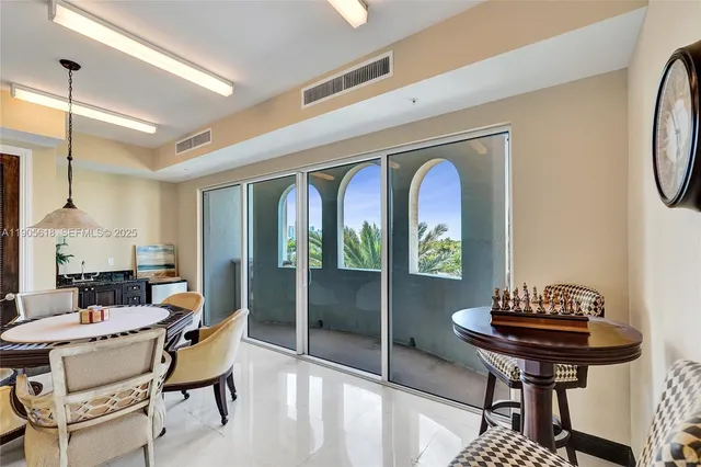$1,999,000 | 516 Hendricks Isle, Unit 2C, Fort Lauderdale, FL 33301