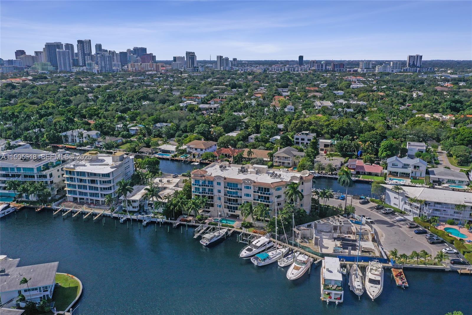 516 Hendricks Isle, Unit 2C Fort Lauderdale, FL 33301 - Photo 74 of 77 a view of a city