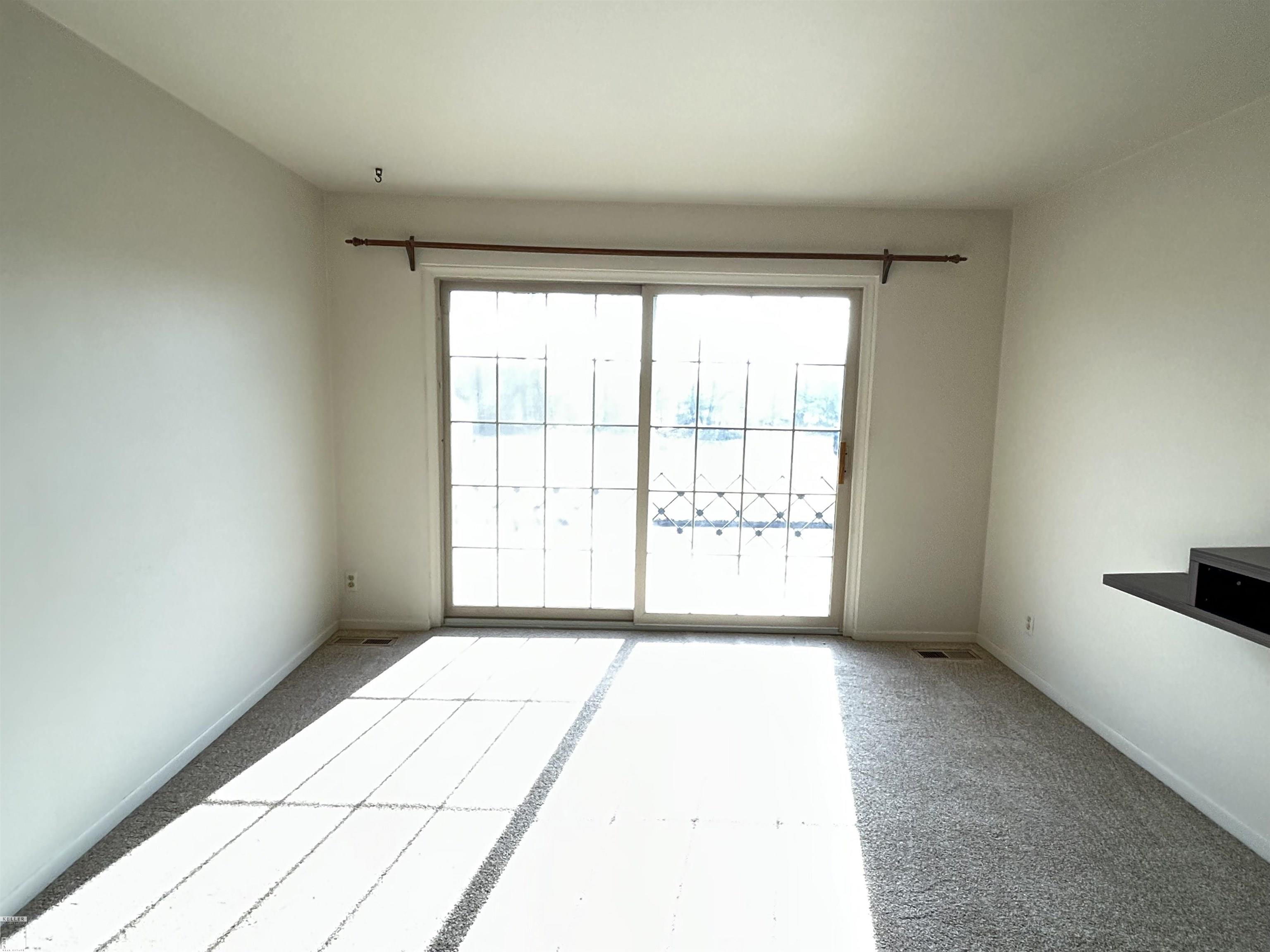 321 Spring Street, Unit 321 Romeo, MI 48065 - Photo 5 of 11