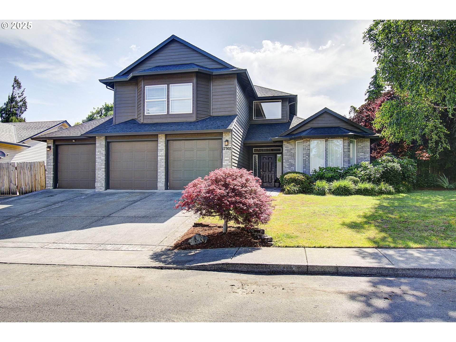 17307 Northeast 27th Avenue Ridgefield, WA 98642 - Photo 3 of 37 Gallery Image 3