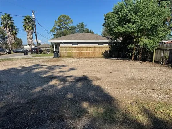 $52,995 | 502 Chalmette Avenue, Chalmette, LA 70043