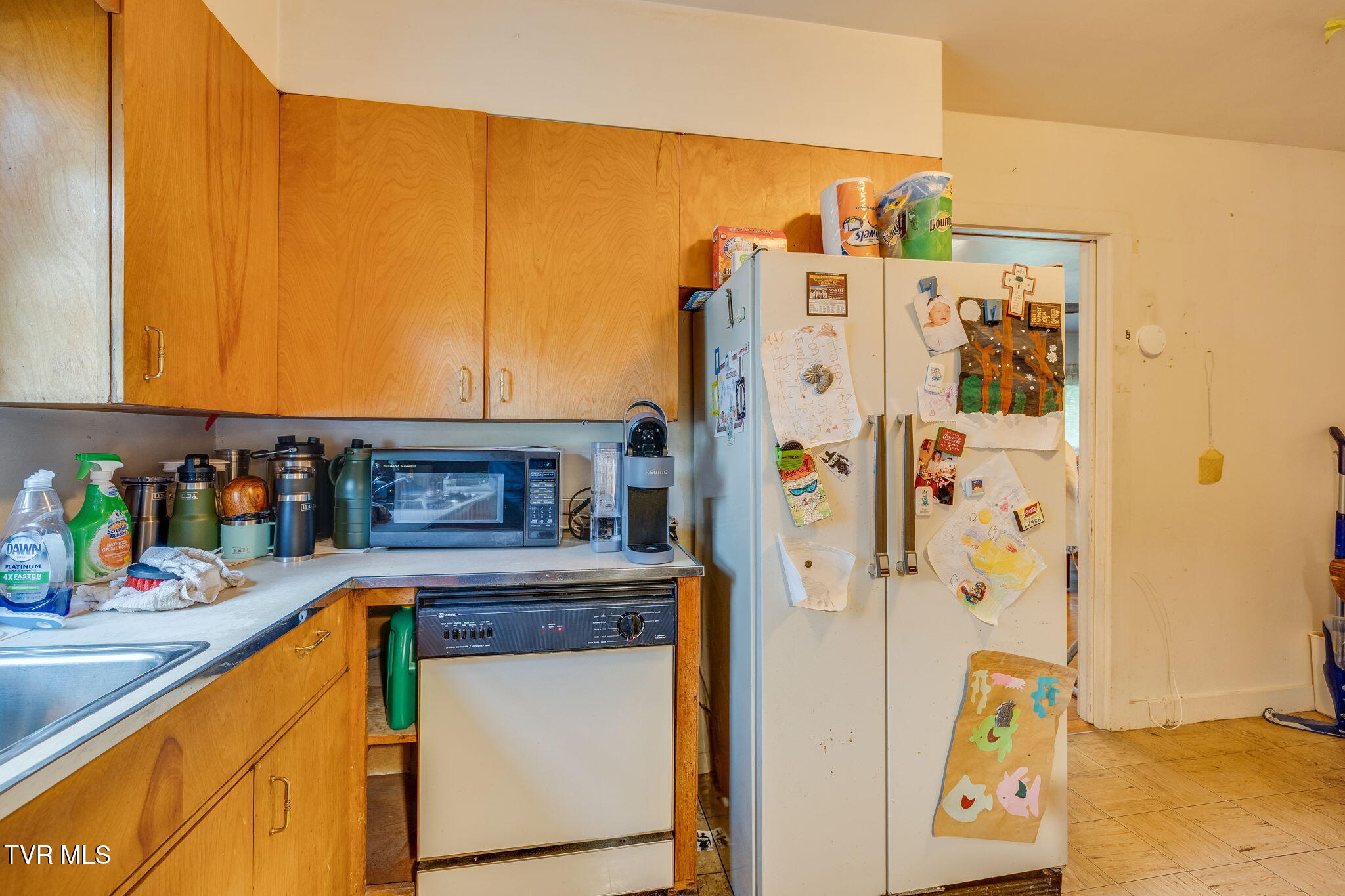 4136 Ridge Road Kingsport, TN 37660 - Photo 14 of 34 014