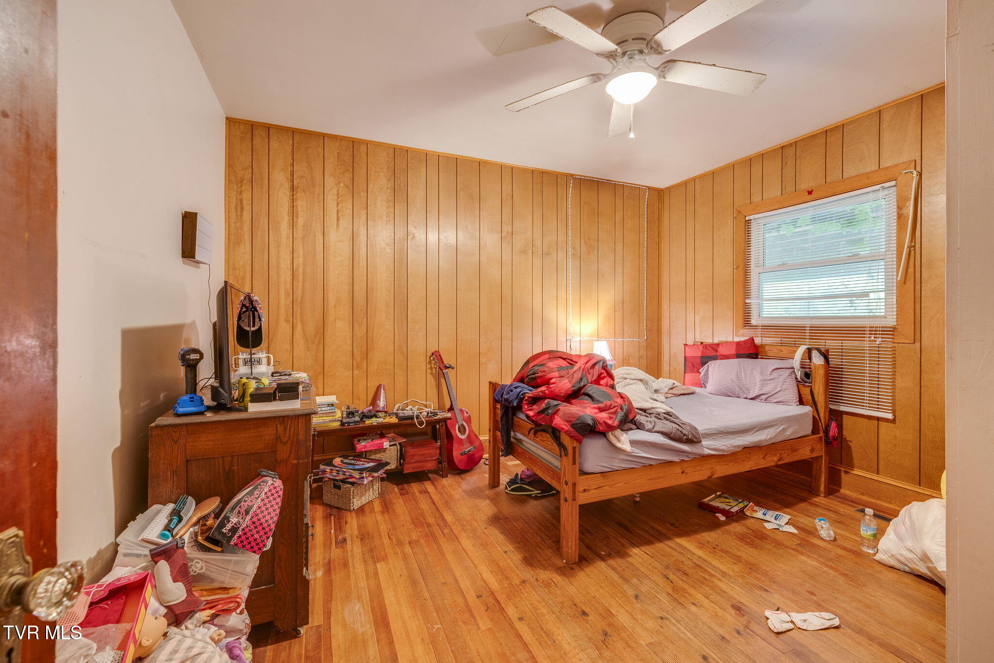 4136 Ridge Road Kingsport, TN 37660 - Photo 19 of 34 019